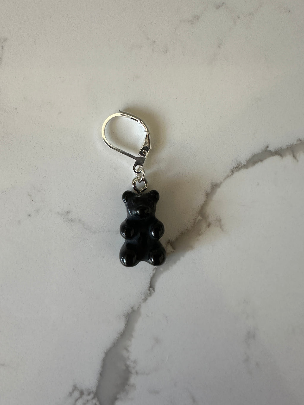 Gummy bear stitch markers