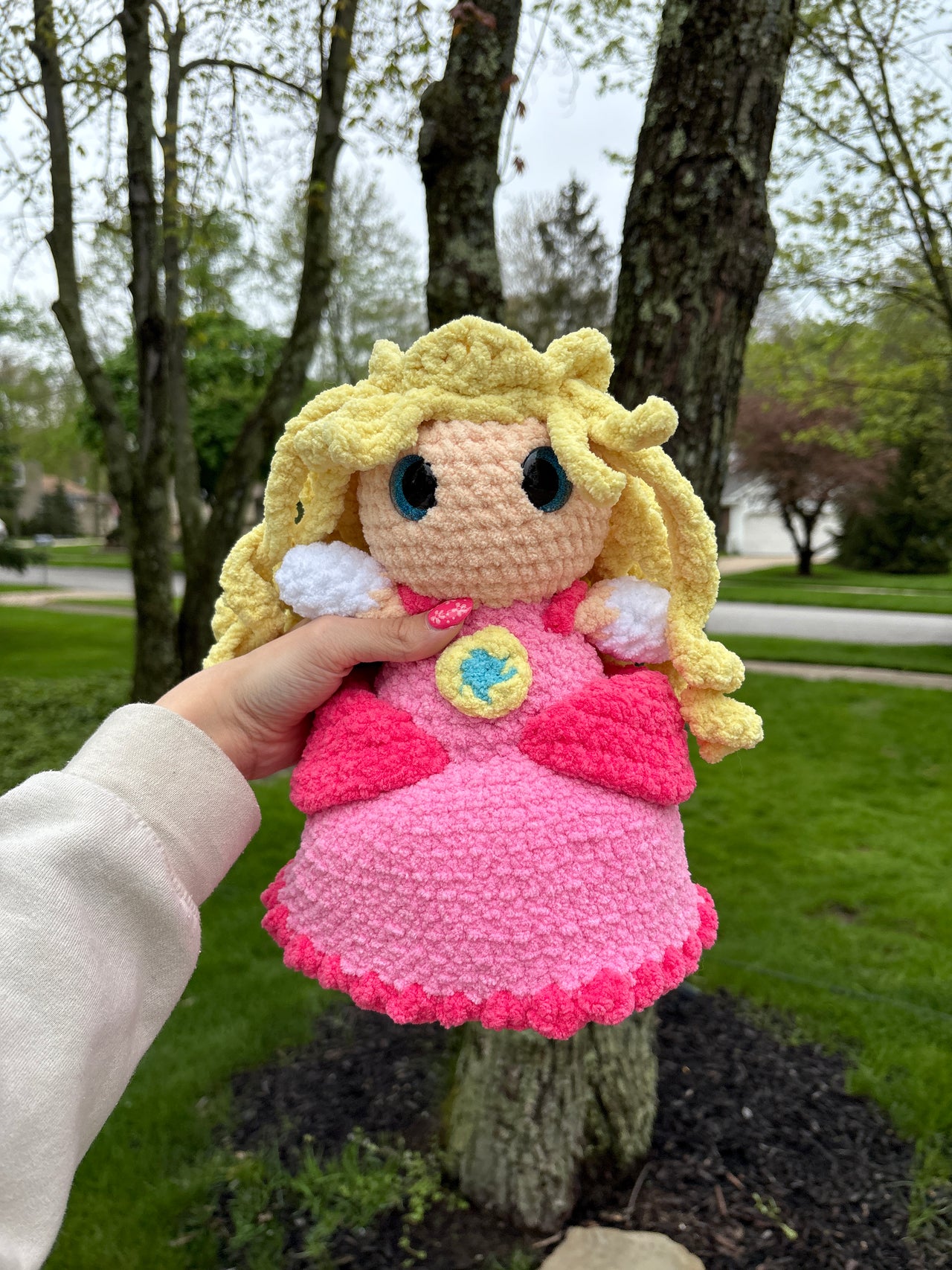 Princess Peach Plushie