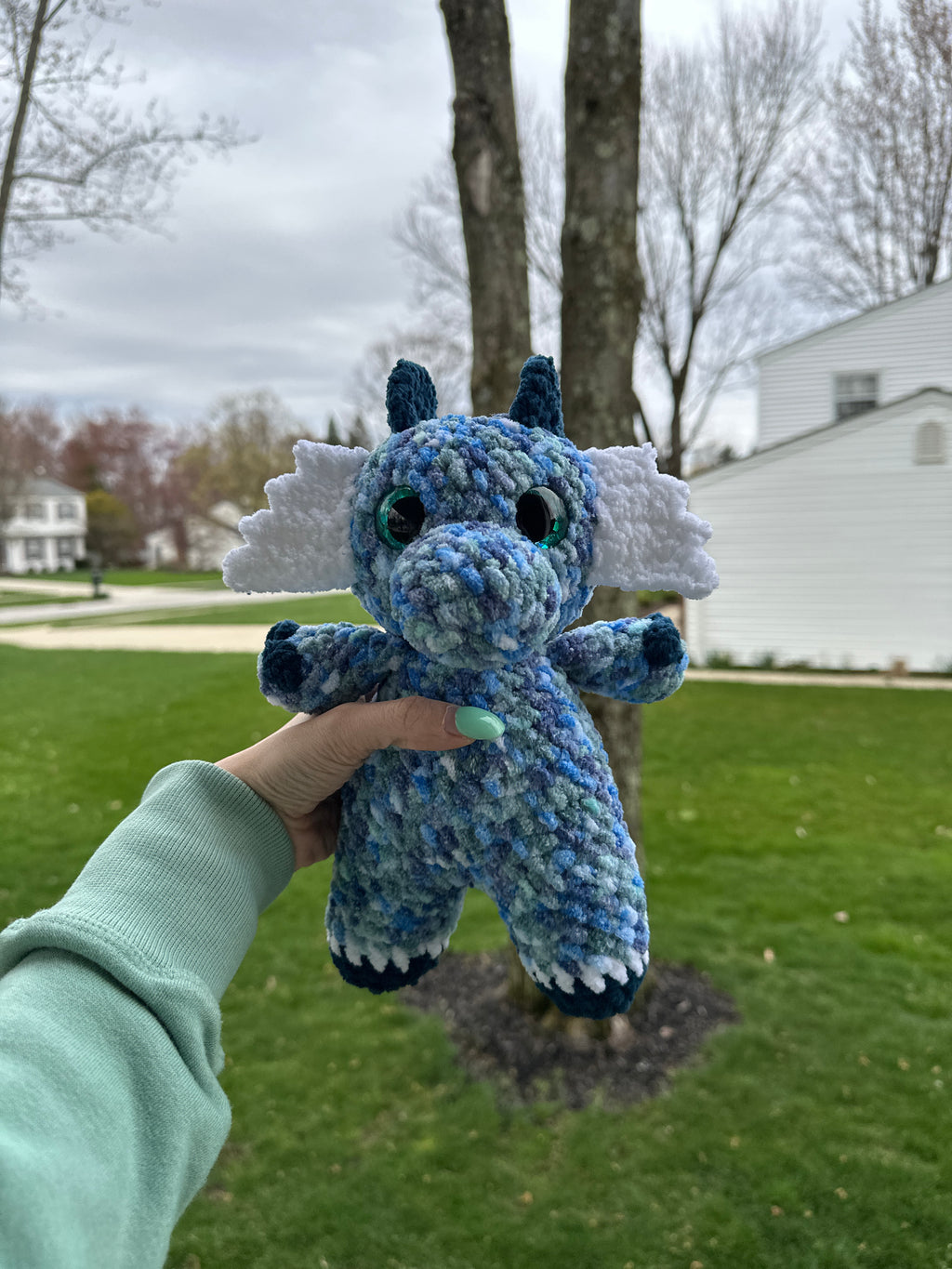 Dilophosaurus Plushie